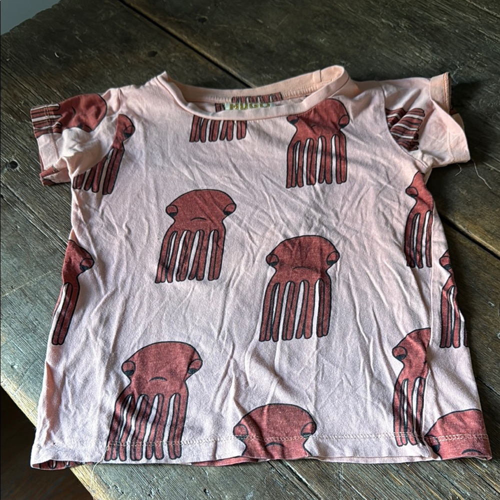 Hugo and tiki octopus shirt 4t 🐙